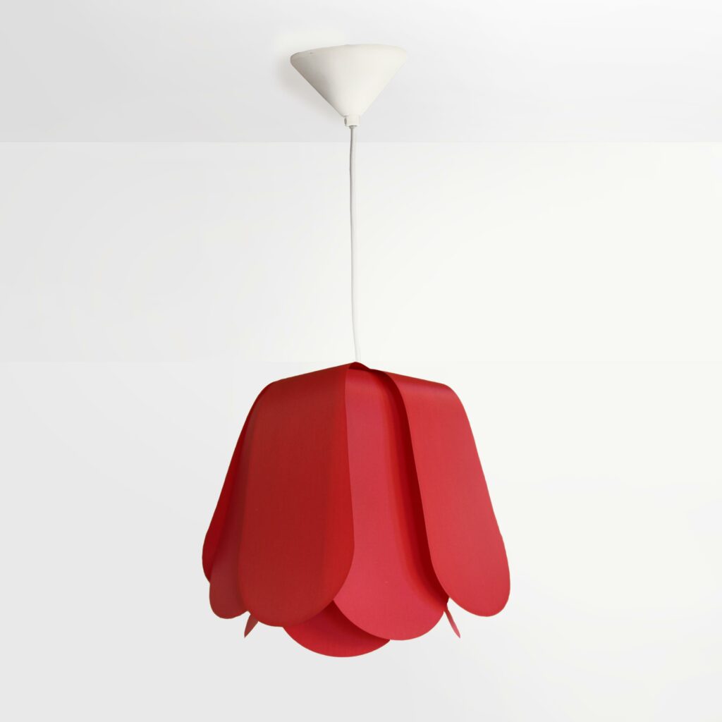 Rouge Tulipe lampe responsable sur font blanc