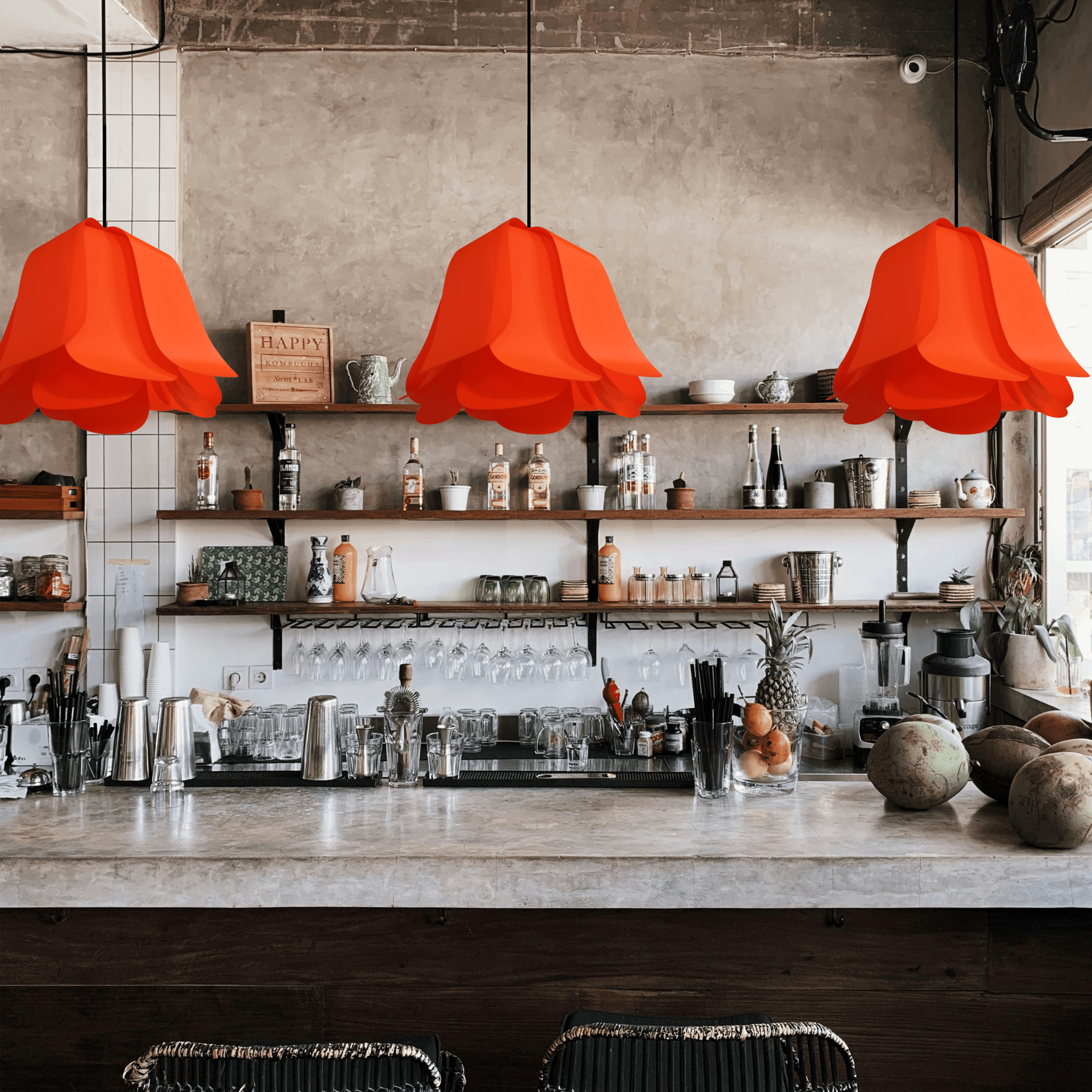 Tulipe lampe florale orange pop pour un bar ou restaurant décoration responsable et coloré